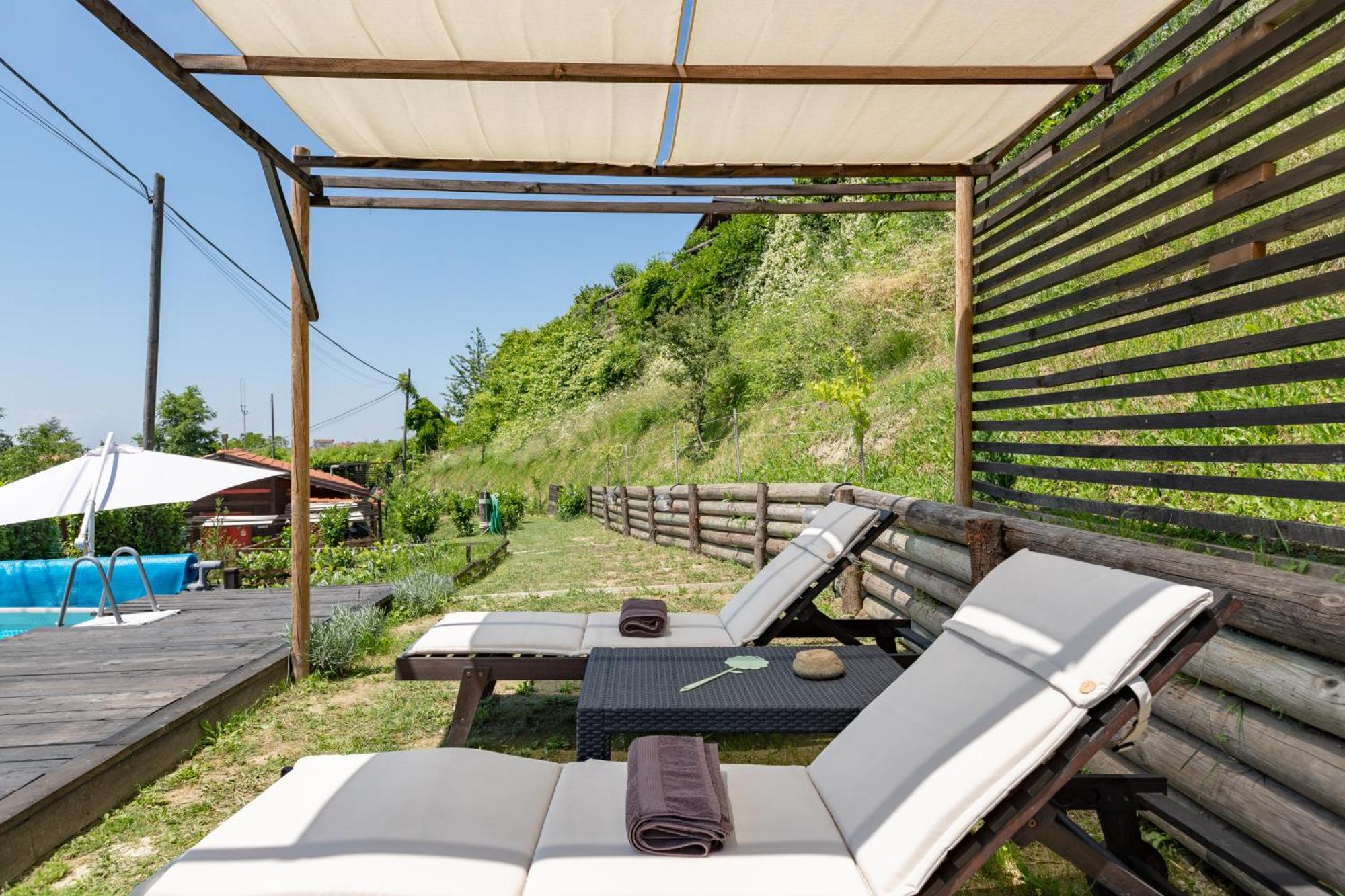 Bed and Breakfast La Tana Dello Scoiattolo - Adults Only Murazzano  Exterior foto